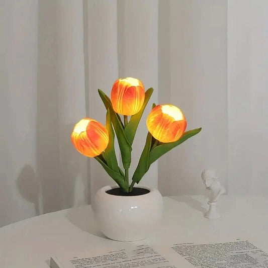 Tulip LED Lamp