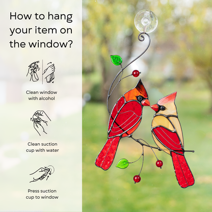 Hang your suncatcher of cardinal couple with the included suction cup – ideal for sunny windows or garden doors.
