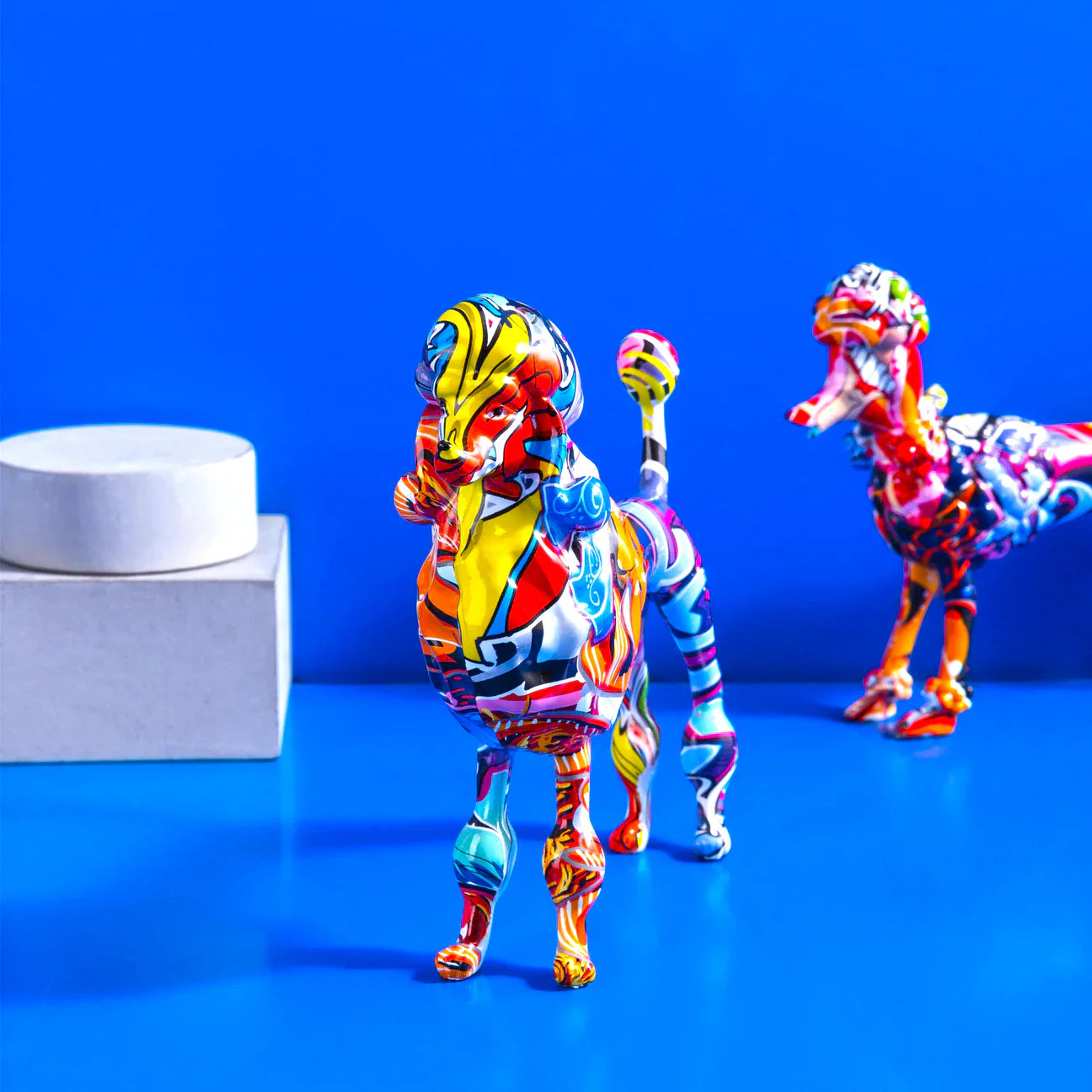 ArtZ® Poodle Nordic Painted Statue Graffiti Dog Sculptures